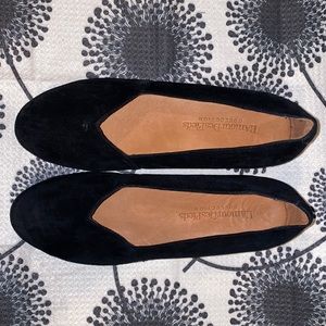 L’Amour Des Piedes Bracey Black Sued 1.5” Wedges in size 8